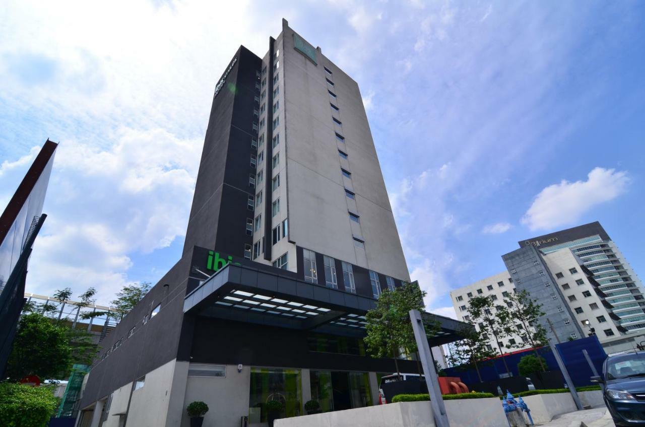 Ibis Styles Kuala Lumpur Sri Damansara Hotel Petaling Jaya Exterior foto